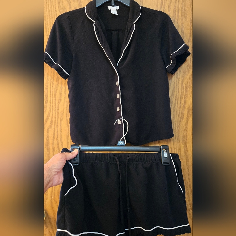 Forever 21 Black Pajama Set with White Piping